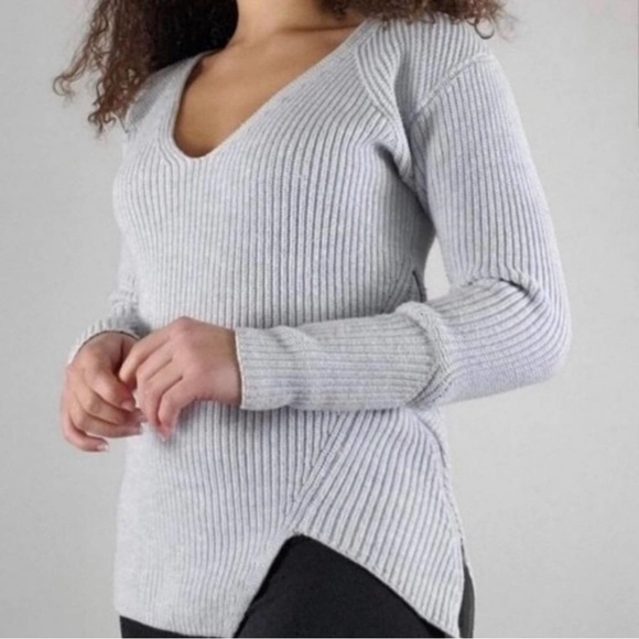 CABI DEEP V ZIP SIDE RIBBED SWEATER GRAY CLOUD XS - Picture 16 of 16